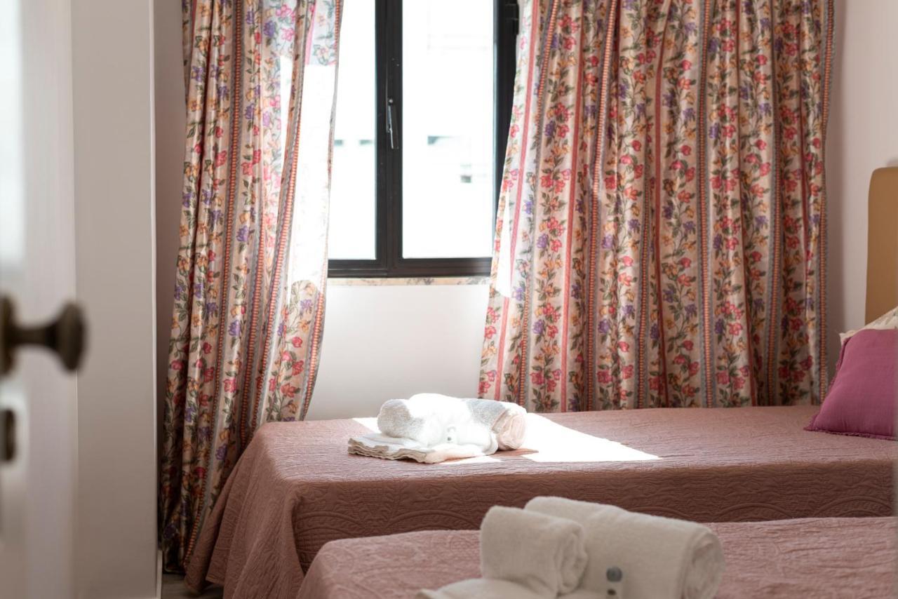 Chantal Apartment - Near The Beach - Quarteira Dış mekan fotoğraf